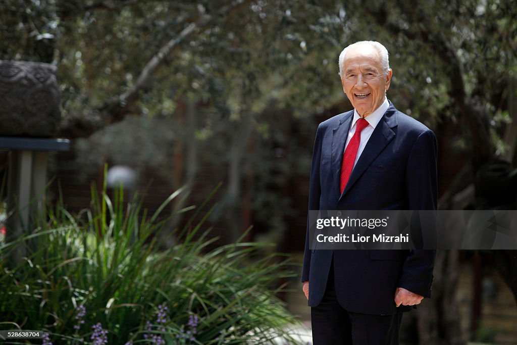 Shimon Peres