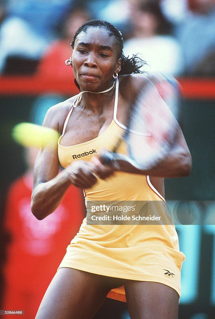 WILLIAMS/TENNIS: BETTY BARCLEY CUP 2000