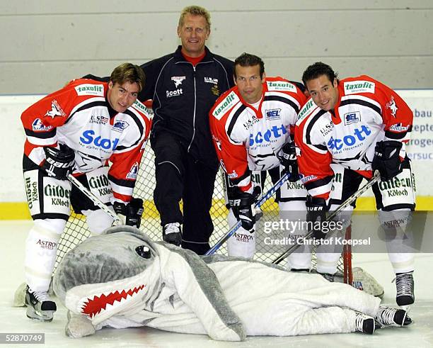 Koeln; KOELNER HAIE; Andreas RENZ, TRAINER Hans ZACH, Mirko LUEDEMANN, Tino BOOS