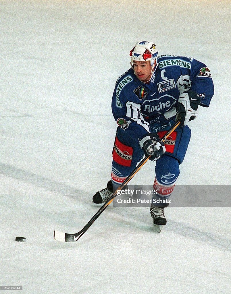 PEACOCK/MUENCHEN BARONS - ADLER MANNHEIM 6:1