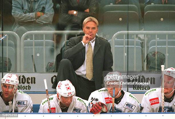 Koeln; KOELNER HAIE - EISBAEREN BERLIN 4:1; TRAINER Bob LESLIE/HAIE