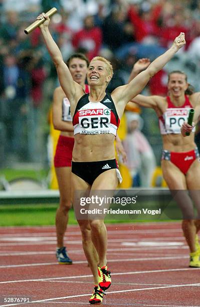 Birte Rutsch 64 Ger 4x400m Photos & High Res Pictures - Getty Images
