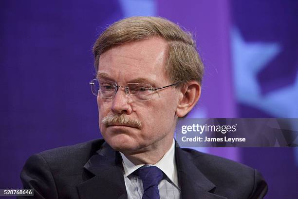 Robert Zoellick, President, The World Bank Group, at the fifth annual meeting of the Clinton Global Initiative in New York. The Initiative brings...