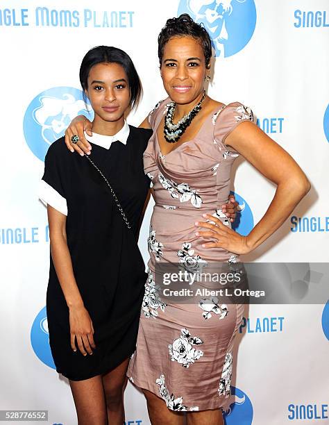 Producer/actress Daphne Wayans and daughter Jolie Ivory Imani Wayans arrive for the Single Mom's Awards presented by Single Moms Planet held at The...