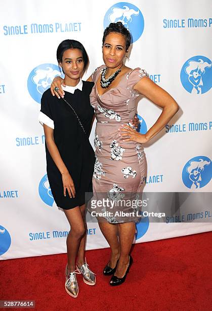 Producer/actress Daphne Wayans and daughter Jolie Ivory Imani Wayans arrive for the Single Mom's Awards presented by Single Moms Planet held at The...