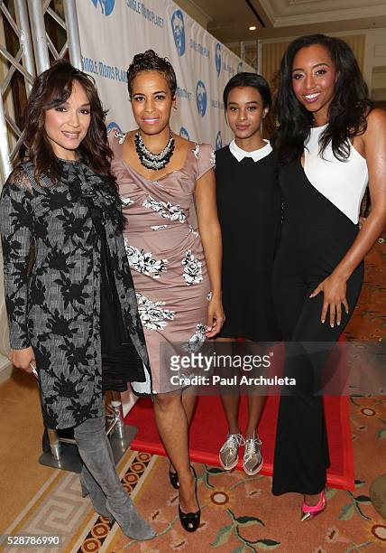 Mayte Garcia, Daphne Wayans, Jolie Ivory Imani Wayans and Neferteri Shepherd attend the Single Mom's Awards at The Peninsula Beverly Hills on May 6,...