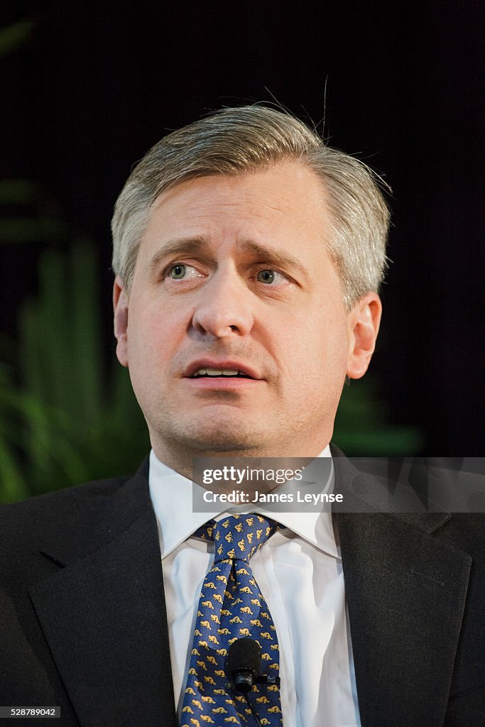 Joe Meecham Author Jon Meacham speaking at the Book Expo America in New York ...