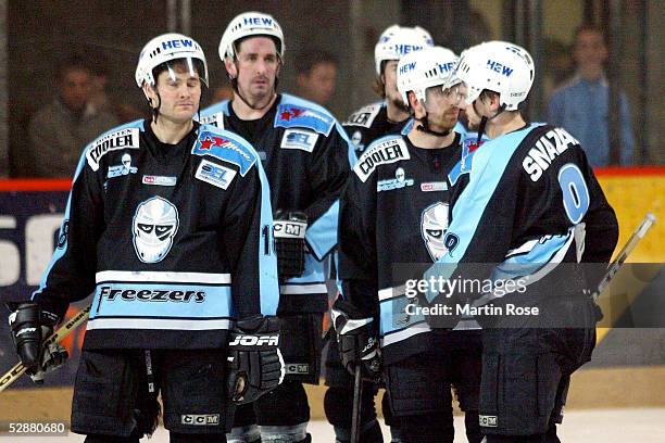 Eishockey DEL, Play Offs, Berlin; EHC Eisbaeren Berlin - Hamburg Freezers 4:0; enttaeuschte Freezers