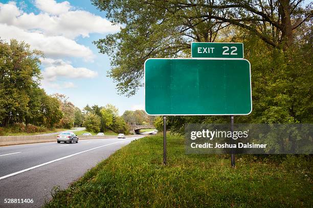 blank exit sign - joshua dalsimer stock pictures, royalty-free photos & images