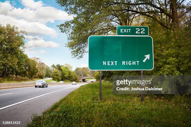 blank exit sign - highway exit sign stock pictures, royalty-free photos & images
