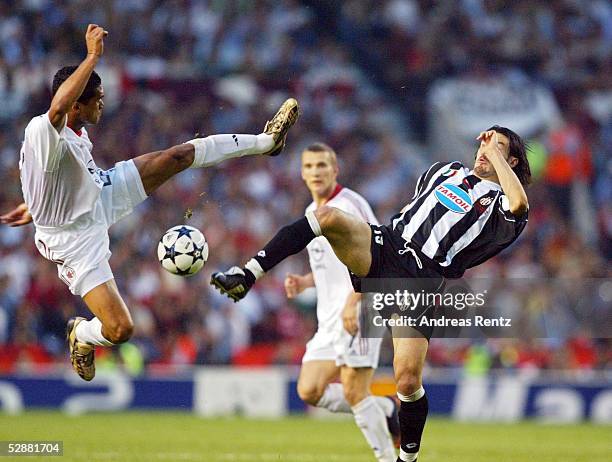 Champions League 02/03 Finale, Manchester; AC Mailand - Juventus Turin 3:2 i.E.; SERGINHO/Mailand, Gianluca ZAMBROTTA/Juventus