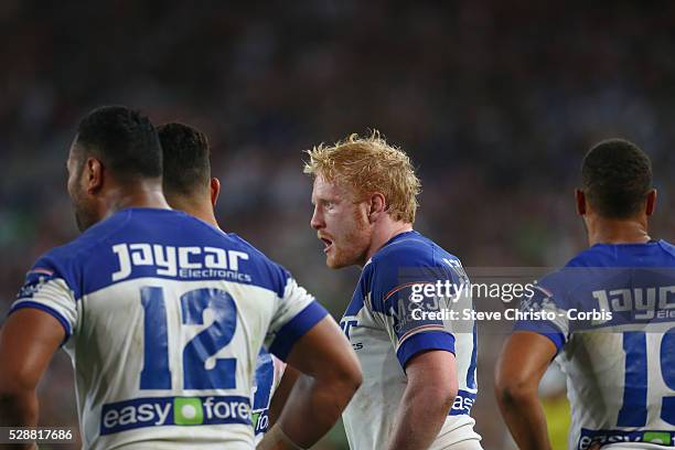 Bulldogs captain James Graham speaks to his troops after Rabbitohs George Burgess scored during the NRL Grand Final match at ANZ Stadium 2014....