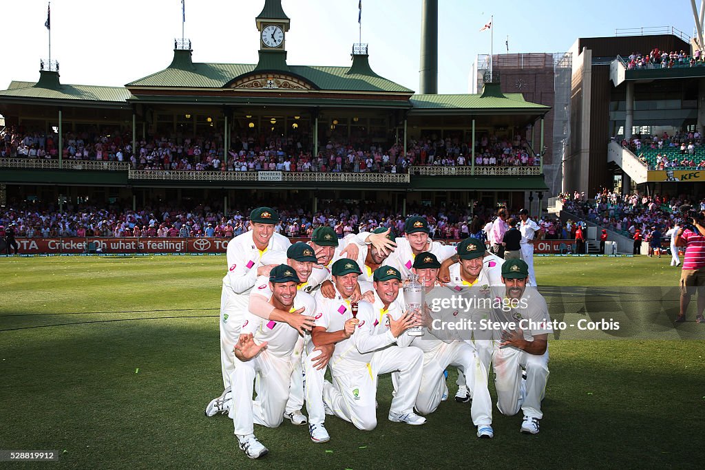 Cricket - 5th Test - Day 3 - The Ashes - Australia Vs. England