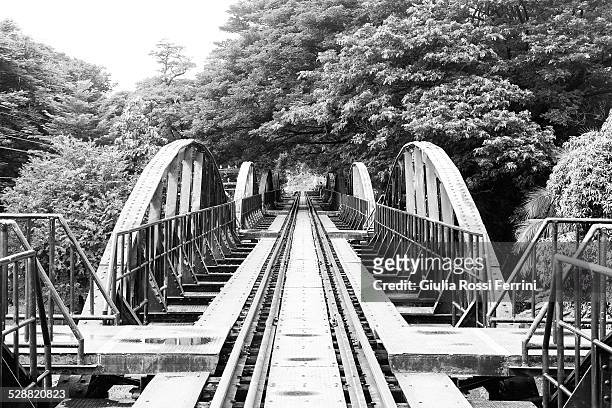 the bridge over the river kwai - thailandia stock pictures, royalty-free photos & images