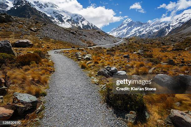 hiking path in hooker valley, mt cook national park - mackenzie country stock pictures, royalty-free photos & images