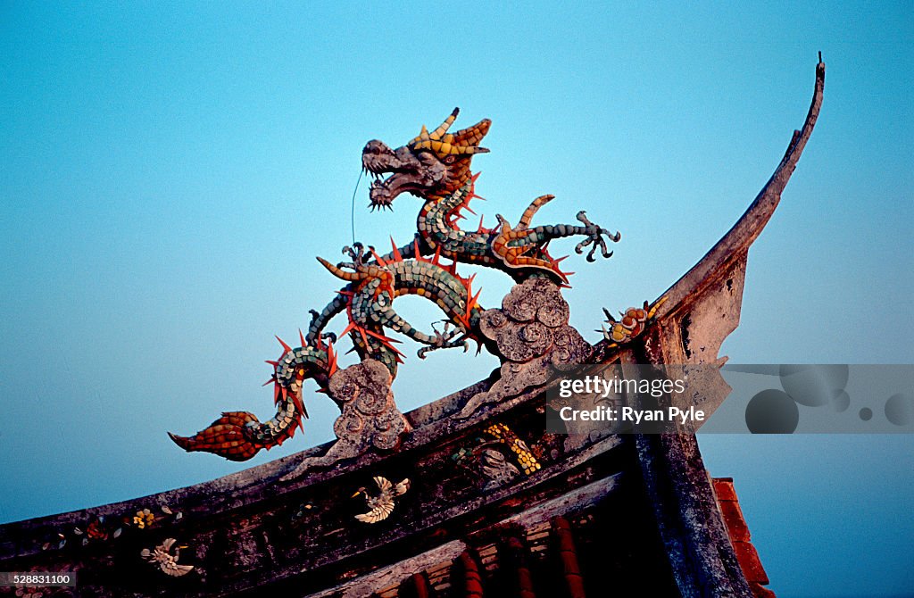 China - Fujian - Chongwu - A Dragon Statue on Temple Rooftop