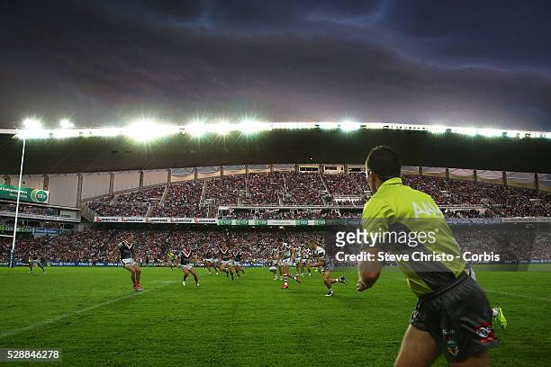 Massive storm hits during the Dragon's and Roosters ANZAC day clash at Allianz Stadium. Sydney, Australia. Saturday, 25th April 2015
