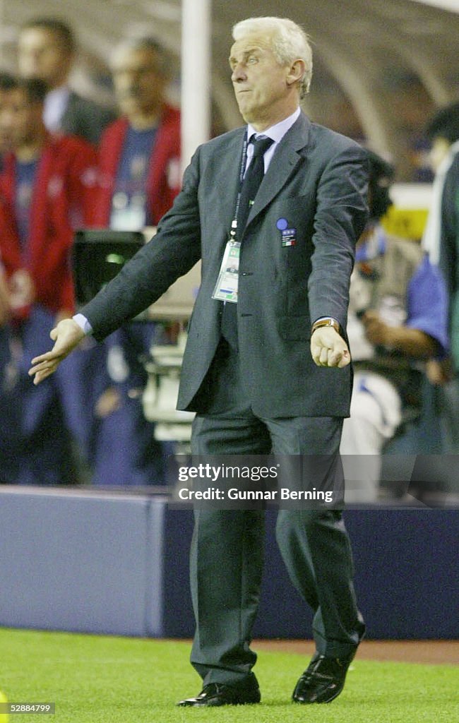 FUSSBALL: WM 2002 in JAPAN und KOREA, ITA - CRO 1:2