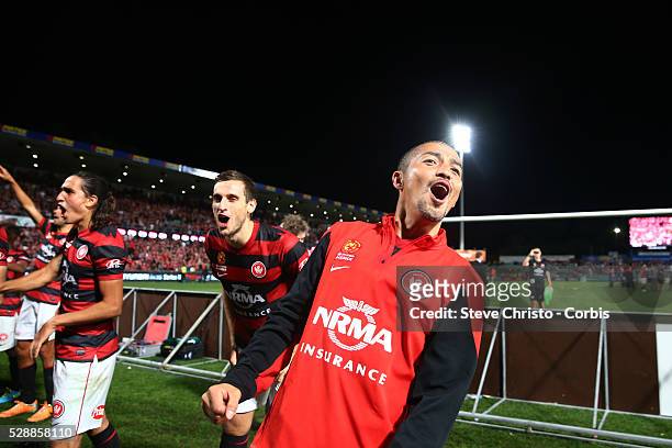 Wanderers Shinji Ono celerates with the RBB after making the grand final beating the Mariners at Parramatta Stadium. Sydney, Australia. Saturday 26th...