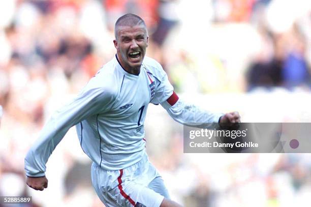 Manchester; ENGLAND 2; JUBEL NACH DEM TOR ZUM 2:2: TORSCHUETZE David BECKHAM/ENG