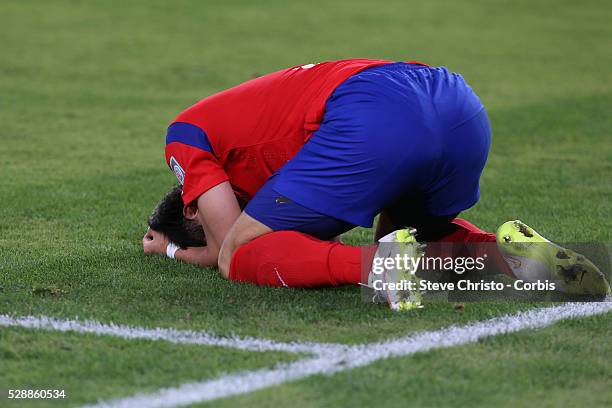 Kim Jin Su of the Korea Republic disappointed after he could not stop Australia's Tomi Juric setting up the winning goal at Stadium Australia. Sydney...