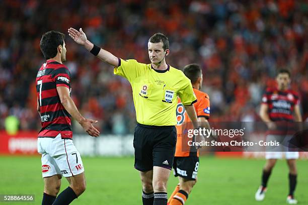 Referee Peter Green officiates during the grand final between Brisbane Roar and the Wanderers at Suncorp Stadium. Brisbane, Australia. Sunday 4th May...