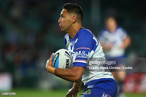 Curtis Rona of the Bulldogs in action during the Semi Final 1 match between the Sydney Roosters and the Canterbury Bankstown Bulldogs at Allianz...