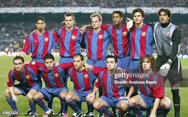 Champions League 02/03, Barcelona; FC Barcelona - Inter Mailand 3:0; hinten v.l.: Michael REIZIGER, Phillip COCU, Frank DE BOER, Patrick KLUIVERT,...