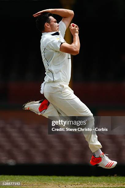Scott Boland of Victoria bowling to New South Wales Ryan Carters during the Sheffield Shield match between New South Wales and Victoria at the Sydney...