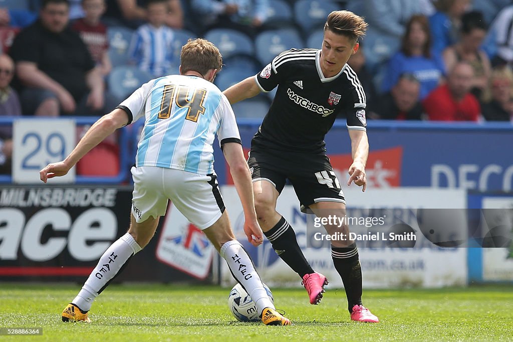 Huddersfield Town v Brentford - Sky Bet Championship