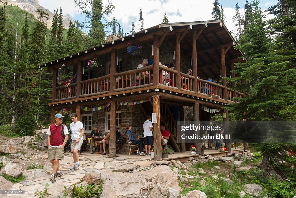 Plain of Six Glaciers Teahouse with visitors