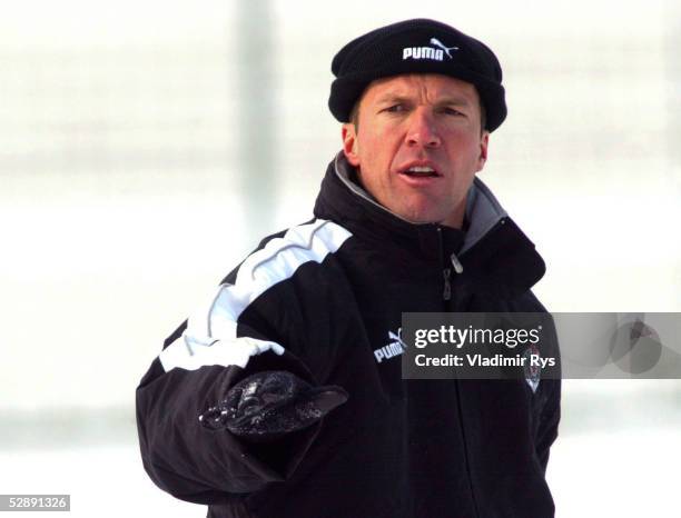 Jugoslawische Liga 02/03, Belgrad; FC PARTIZAN BELGRAD; TRAINER Lothar MATTHAEUS