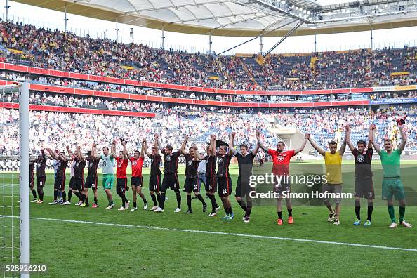 Eintracht Frankfurt v Borussia Dortmund - Bundesliga Eintracht Frankfurt v Borussia Dortmund - Bundesliga