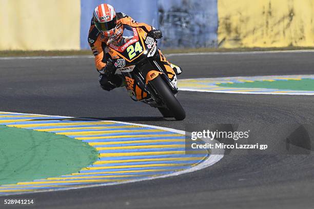 Simone Corsi of Italy and Speed Up Racing rounds the bend during the MotoGp of France - Qualifying at on May 7, 2016 in Le Mans, France.
