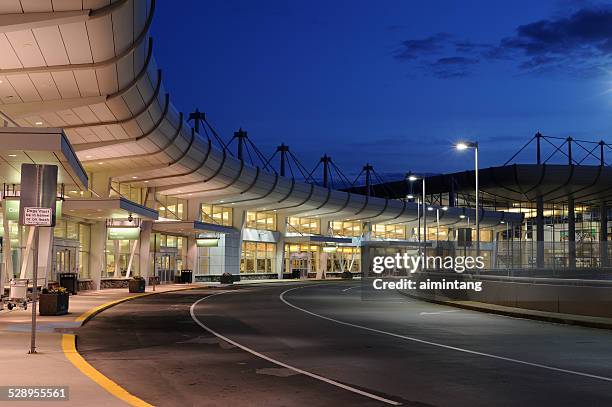 ted stevens anchorage international airport - anchorage airport stock pictures, royalty-free photos & images