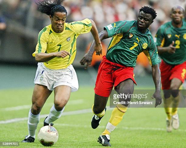 Confederations Cup 2003, Saint Denis; Brasilien 1; RONALDINHO/BRA, Modeste M'BAMI/CMR