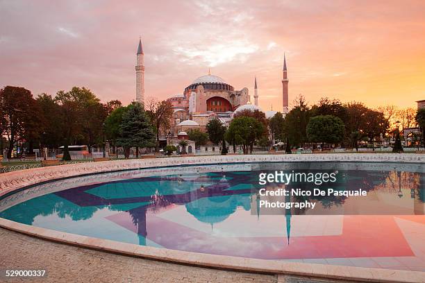 hagia sophia mosque - província de istambul - fotografias e filmes do acervo