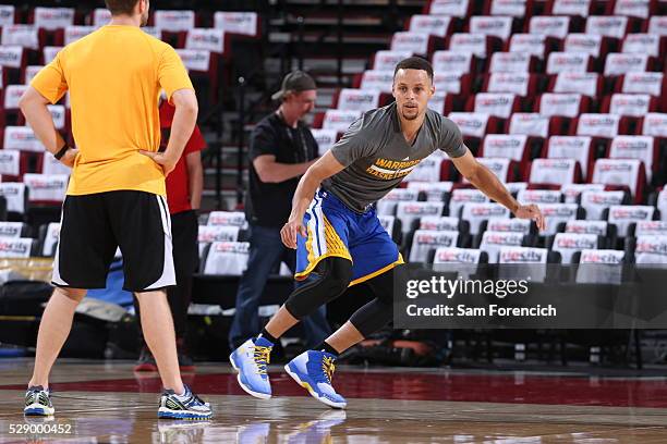 Stephen Curry of the Golden State Warriors warms up before the game against the Portland Trail Blazers in Game Three of the Western Conference...