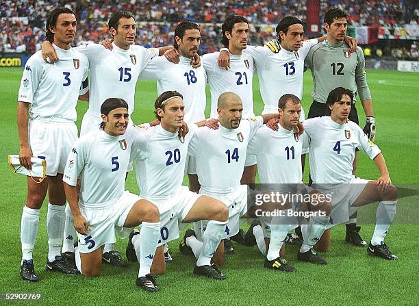 Finale in Rotterdam; FRANKREICH 1 n.V.; MANNSCHAFTSFOTO TEAM ITA :; hintere Reihe v.lks.: Paolo MALDINI, Marc IULIANO, Stefano FIORE, Marco...