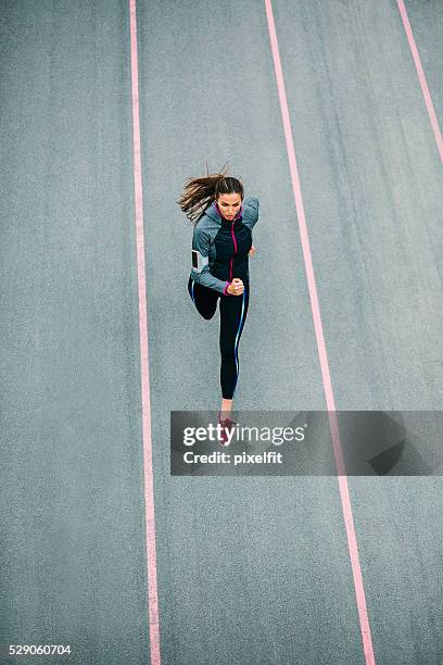 running athlete - pedometer stock pictures, royalty-free photos & images