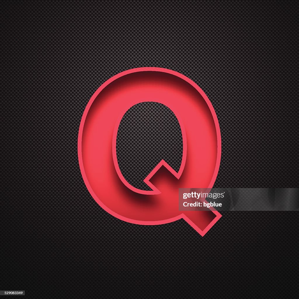 Lettera Q Design lettera rossa su sfondo in fibra di carbonio
