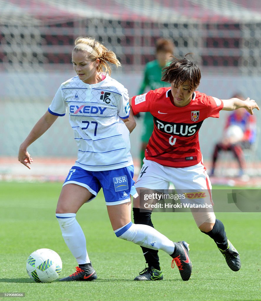 Urawa Red Diamonds Ladies v Iga FC Kunoichi - Nadeshiko League