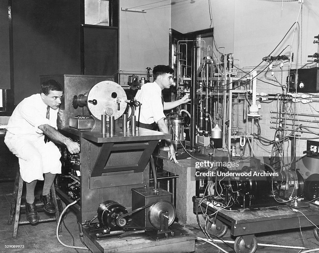 Scientists Test Auto Ignition