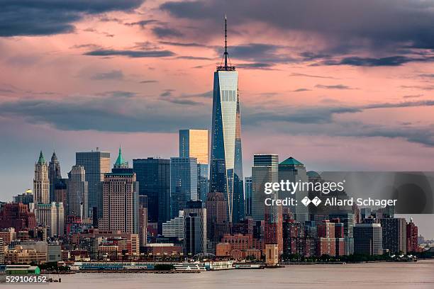 lower manhattan nyc from weehawken nj - ワンワールドトレードセンター ストックフォトと画像