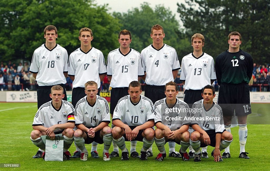 Laenderspiel 2003, Kelsterbach; Deutschland Griechenland 20; v.l