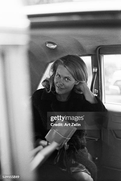 Elizabeth Montgomery in a car; circa 1970; New York.