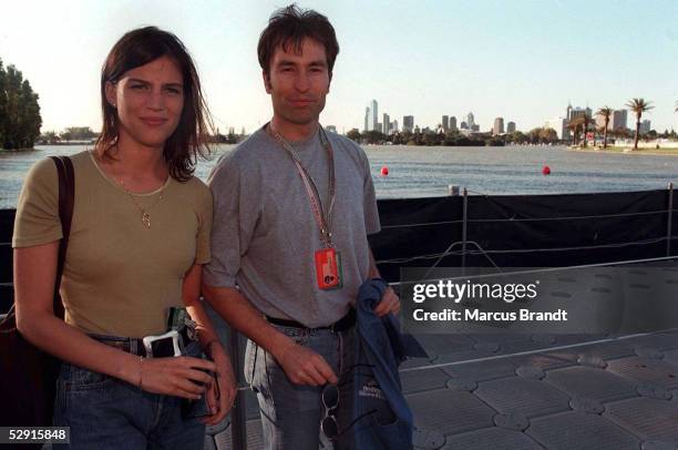 Von AUSTRALIEN 1997 Melbourne; Heinz - Harald FRENTZEN & seine TANJA - Privat -