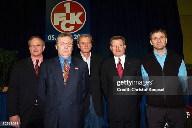 Kaiserslautern; 1. FC KAISERSLAUTERN/JAHRESHAUPTVERSAMMLUNG; v.lks.: Rechtsanwalt Dr. Michael KOLL , Prof. Dr. Walter RUDA , Hans Peter BRIEGEL;,...