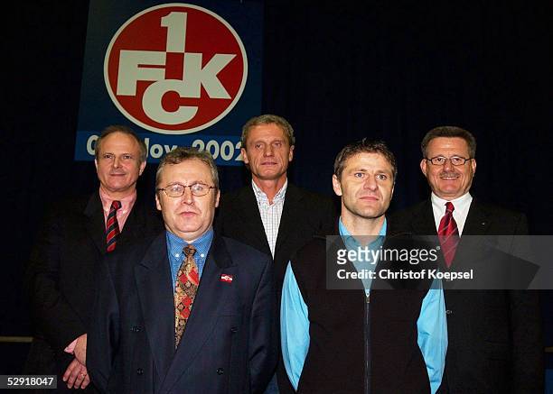 Kaiserslautern; 1. FC KAISERSLAUTERN/JAHRESHAUPTVERSAMMLUNG; v.lks.: Rechtsanwalt Dr. Michael KOLL , Prof. Dr. Walter RUDA , Hans Peter BRIEGEL,...