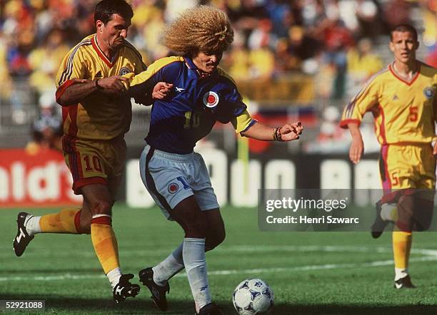 Lyon, 15.06.98, RUMAENIEN 0 , Gheorghe HAGI/ROM, Carlos VALDERRAMA/COL